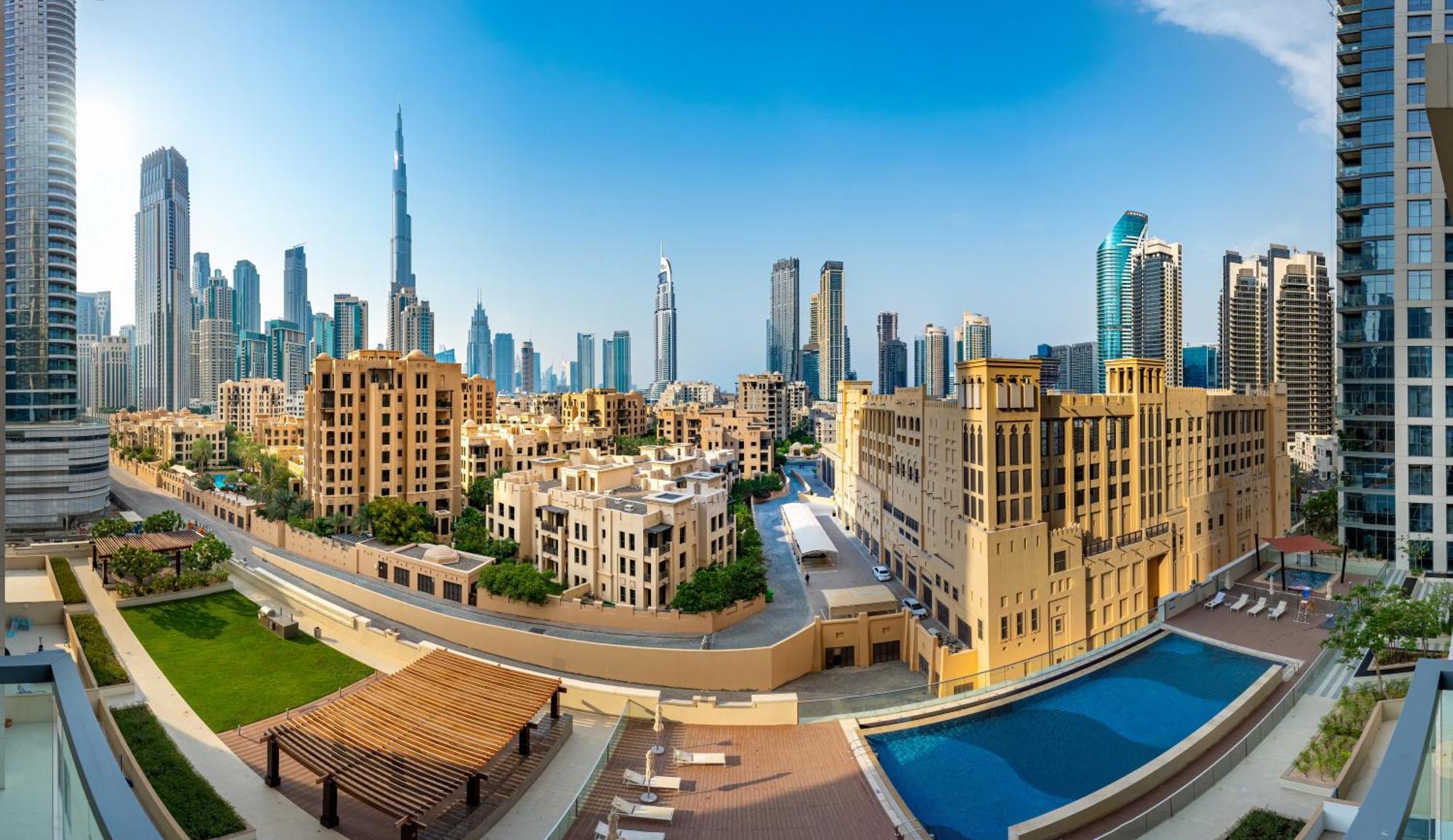 Luxury 2br With Burj View, Very Close To Mall Holiday home Dubai