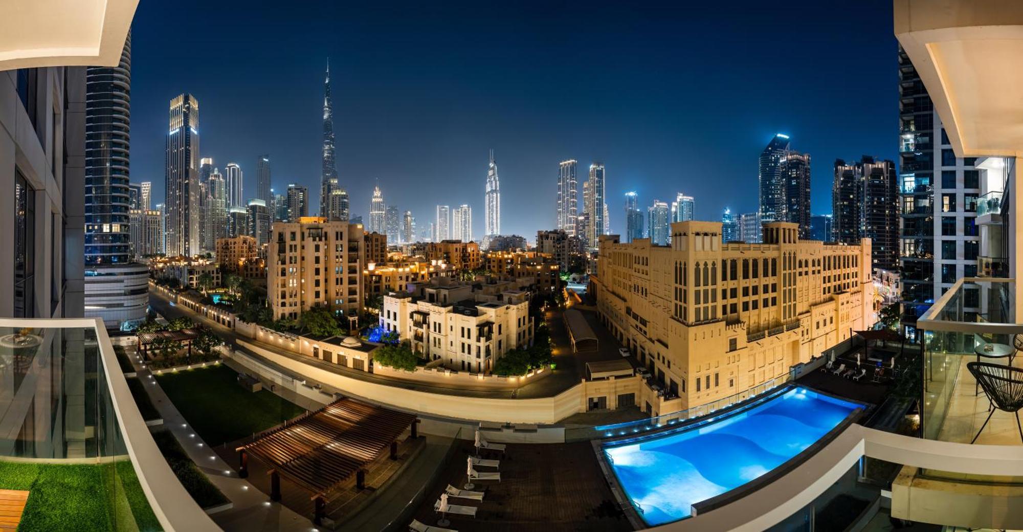 Luxury 2br With Burj View, Very Close To Mall Holiday home *