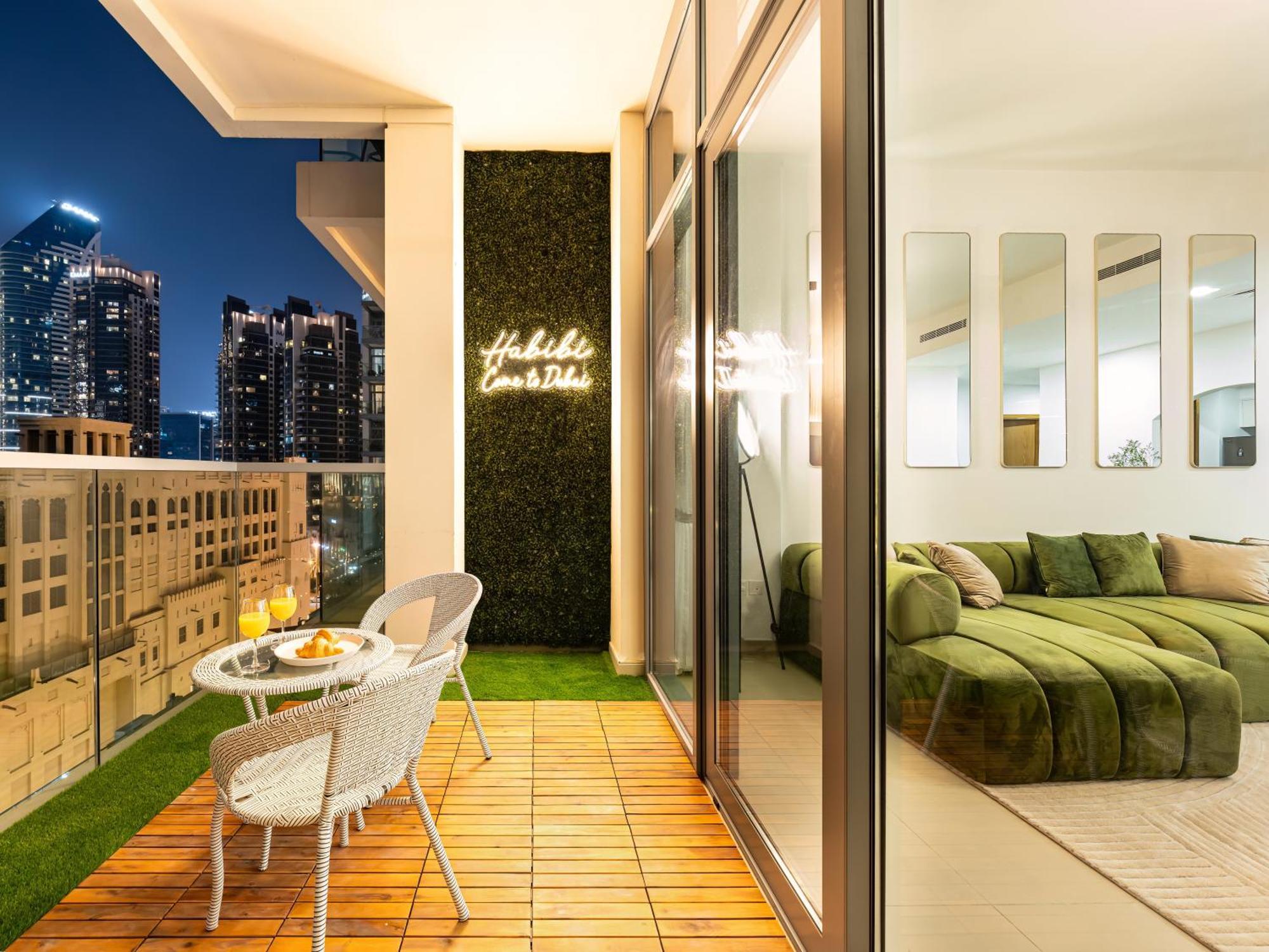 Luxury 2br With Burj View, Very Close To Mall Holiday home