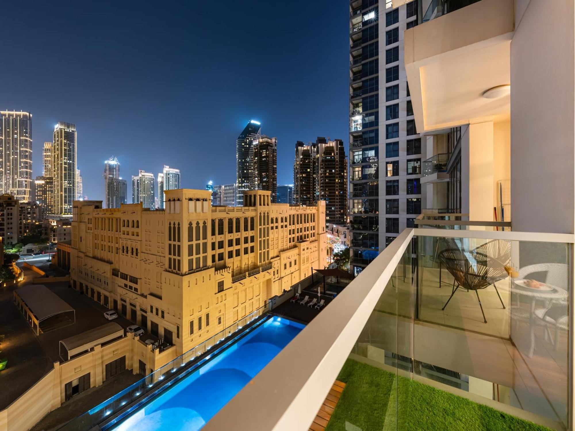 Holiday home Luxury 2br With Burj View, Very Close To Mall *
