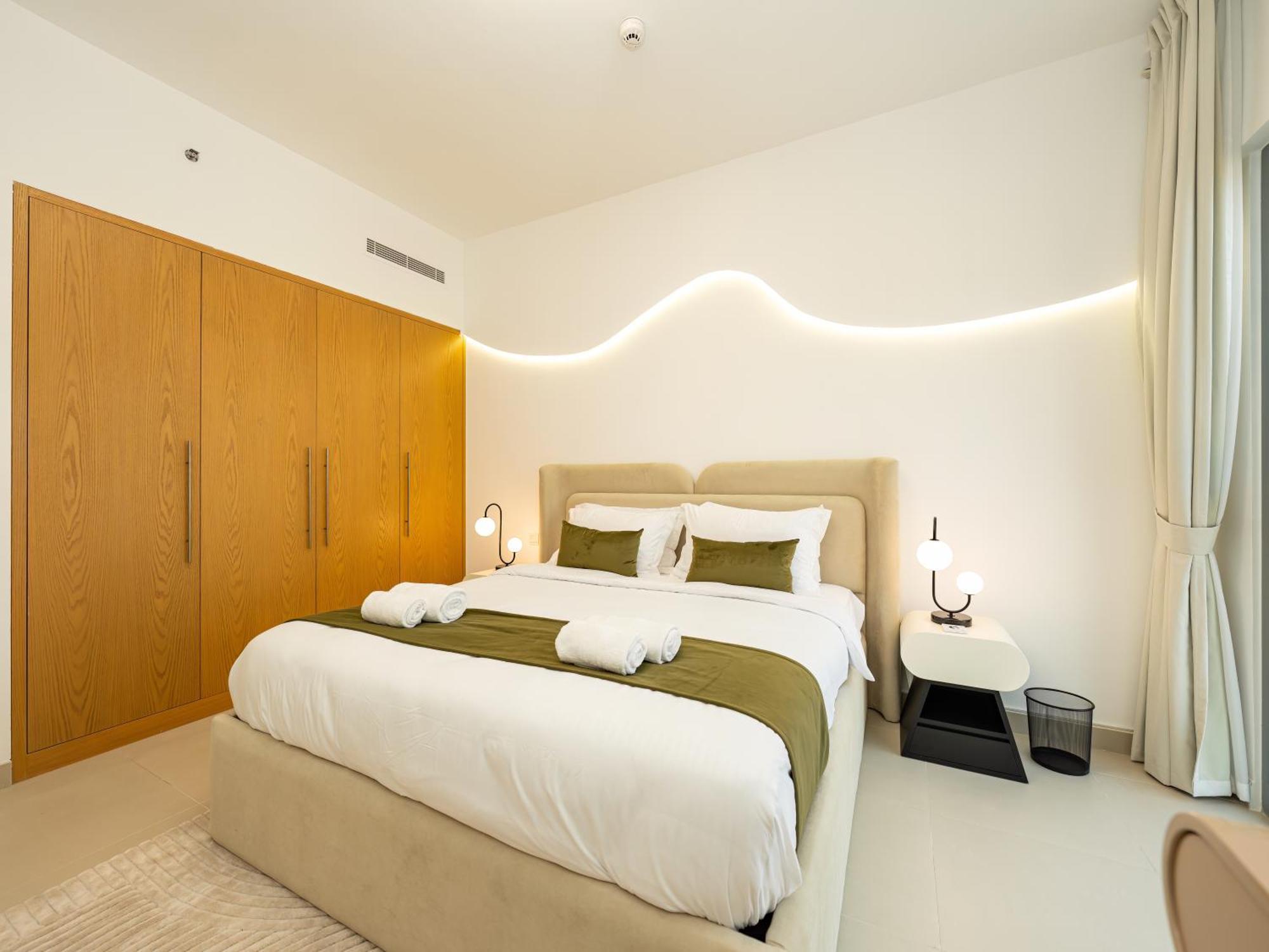 Holiday home Luxury 2br With Burj View, Very Close To Mall