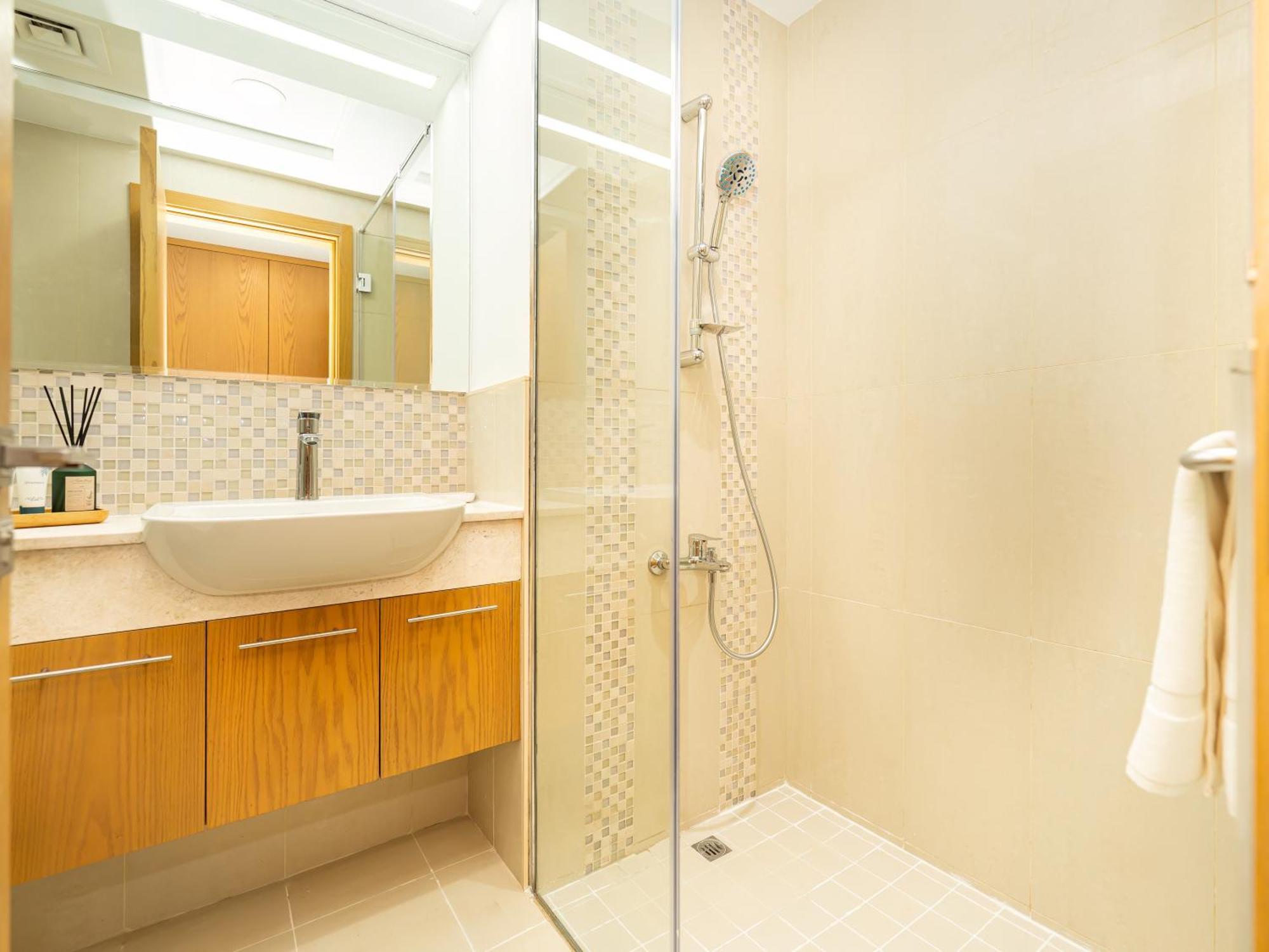 Luxury 2br With Burj View, Very Close To Mall Casa vacanze Dubai
