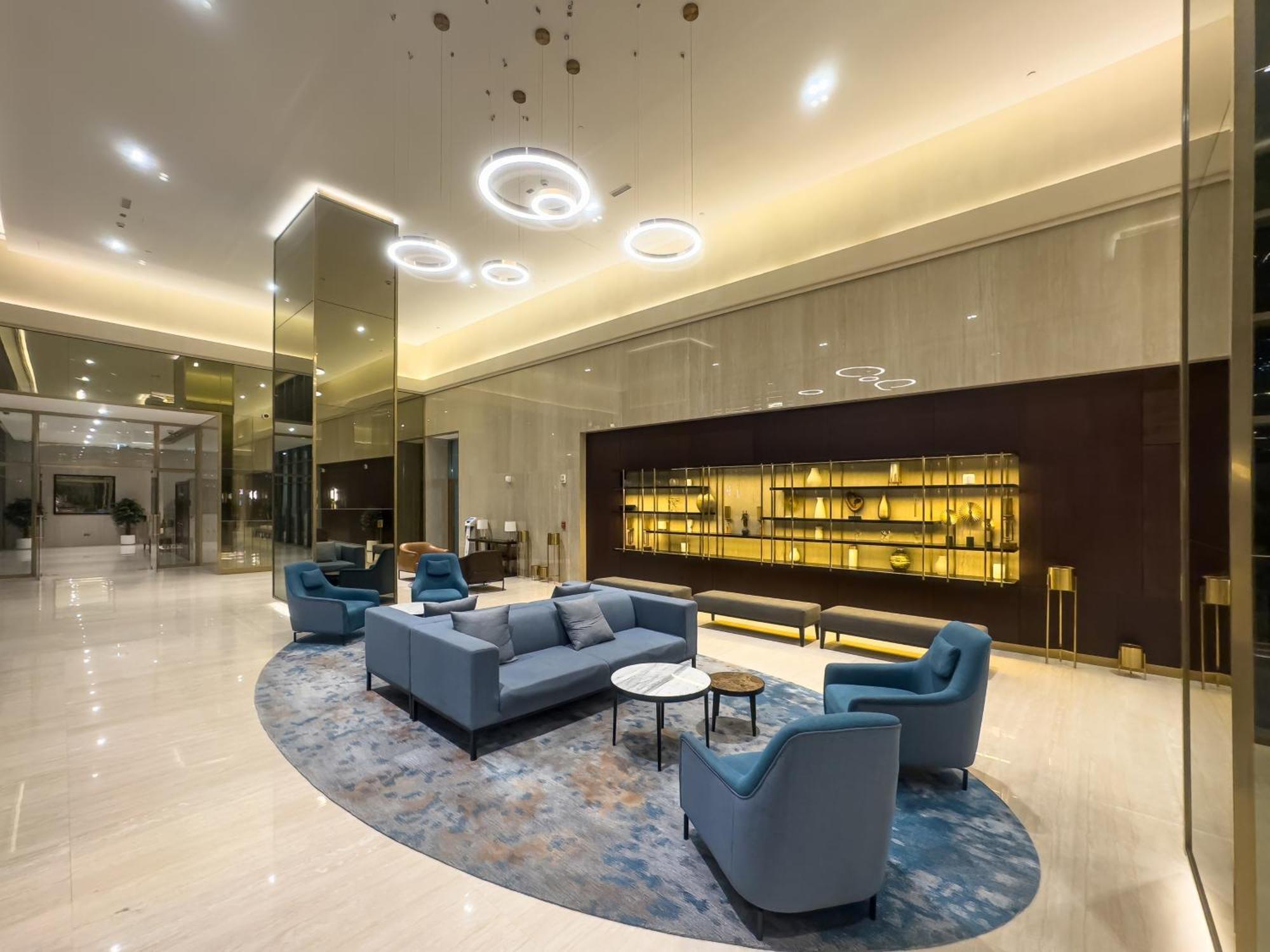 Luxury 2br With Burj View, Very Close To Mall * Dubai